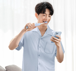 Usmile P10 PRO Blue Szczoteczka soniczna + 2 końcówki