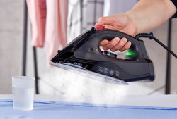 Żelazko Parowe Hoffen 2400W Czarny