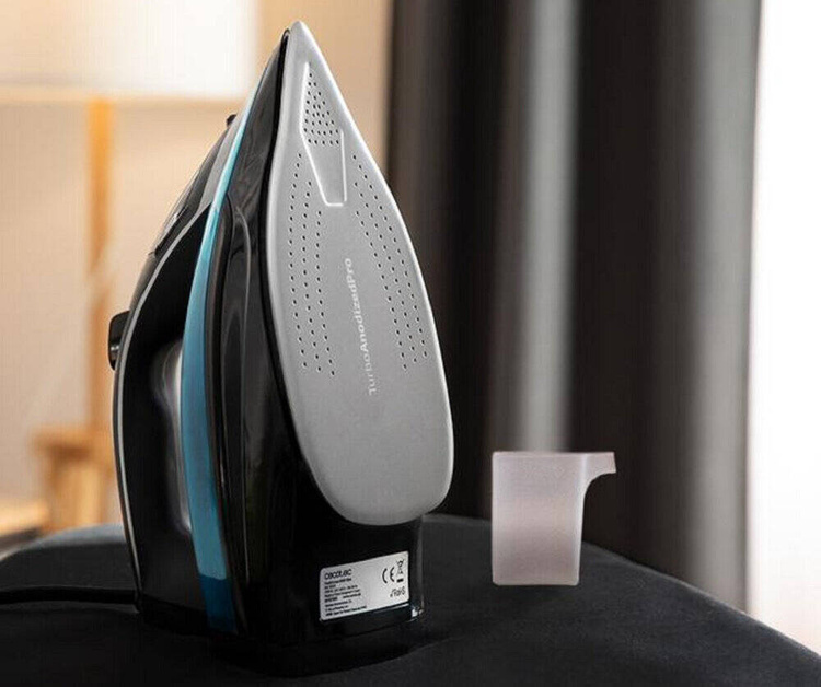 Żelazko Fast&Furious 6060 Ultra Cecotec /OUTLET