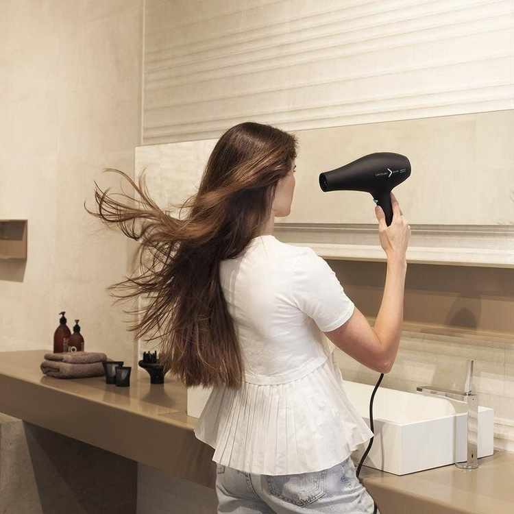 Suszarka Cecotec Bamba IoniCare 5350 PowerShine Ice Czarna 2600W /OUTLET
