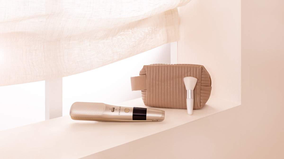 Cecotec HairCare SmoothEnds Prostownica do Włosów Trymer do Usuwania Rozdwojonych Końcówek (A01_EU01_110331) pol_pl_Cecotec-HairCare-SmoothEnds-Prostownica-do-Wlosow-Trymer-do-Usuwania-Rozdwojonych-Koncowek-A01_EU01_110331-16855_6