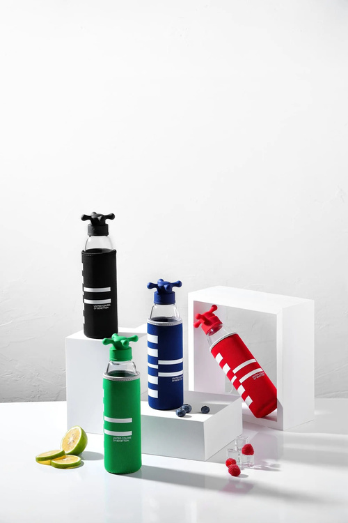 Butelka szklana Benetton 500ml neoprenowy rękaw czarna BE-0800-BK