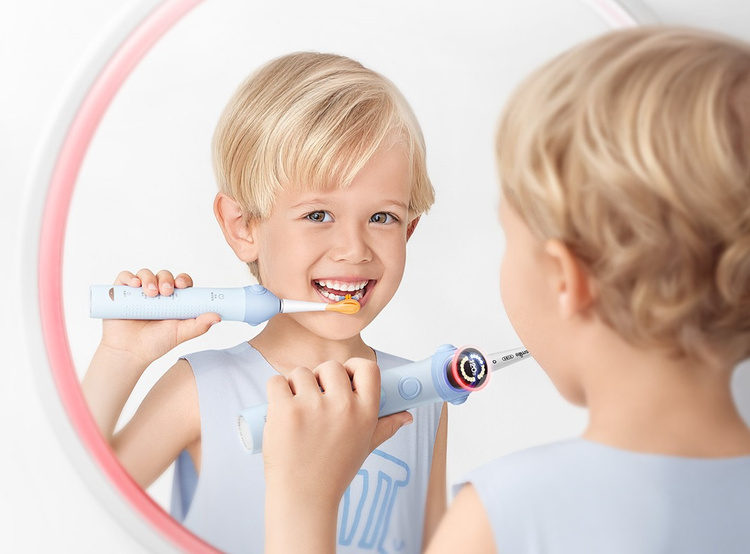 Usmile Q10 Blue Szczoteczka soniczna dla dzieci