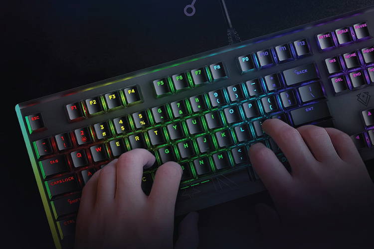 Vertux Klawiatura Mechaniczna anti-ghosting MECH COMANDO QWERTY RGB